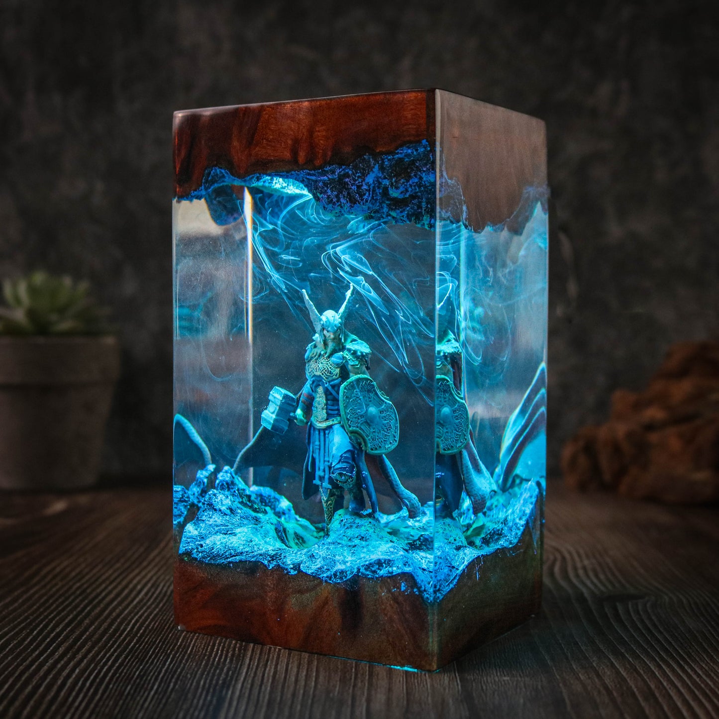 Thor resin epoxy night light