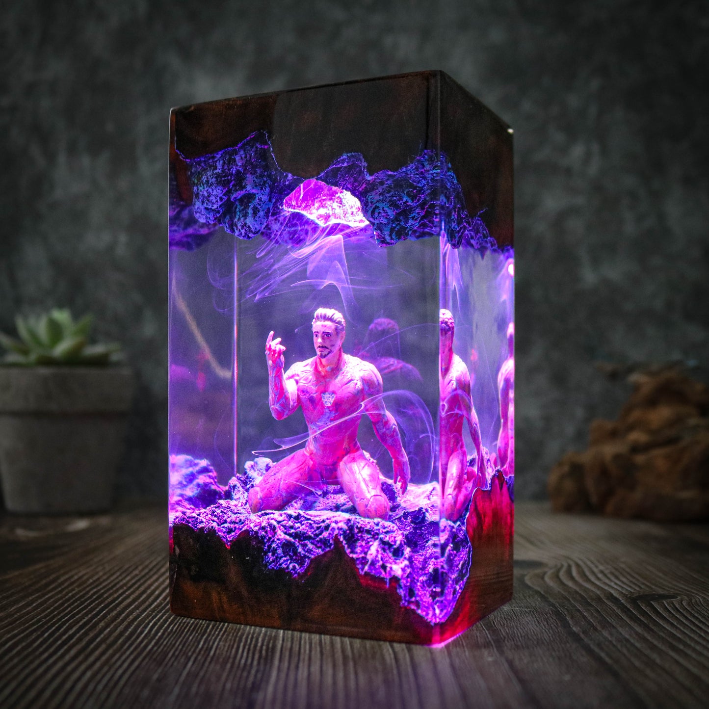 Iron man resin epoxy night light