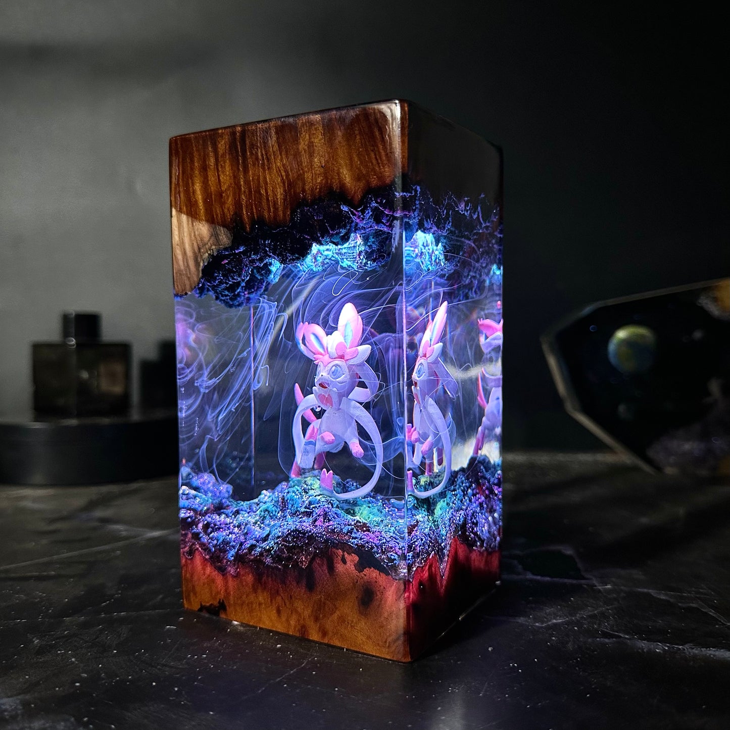 SYLVEON Pokemon epoxy resin lamp