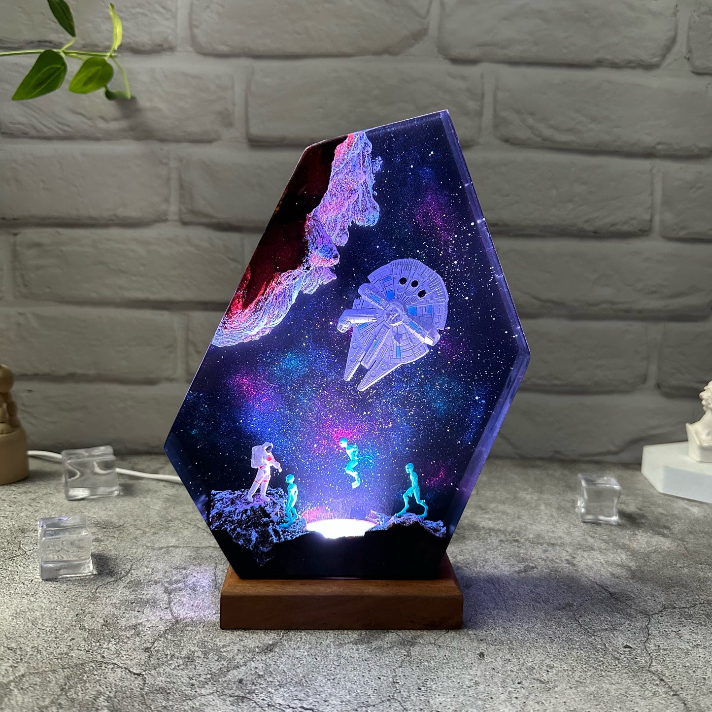 Aliens and astronauts resin lamp