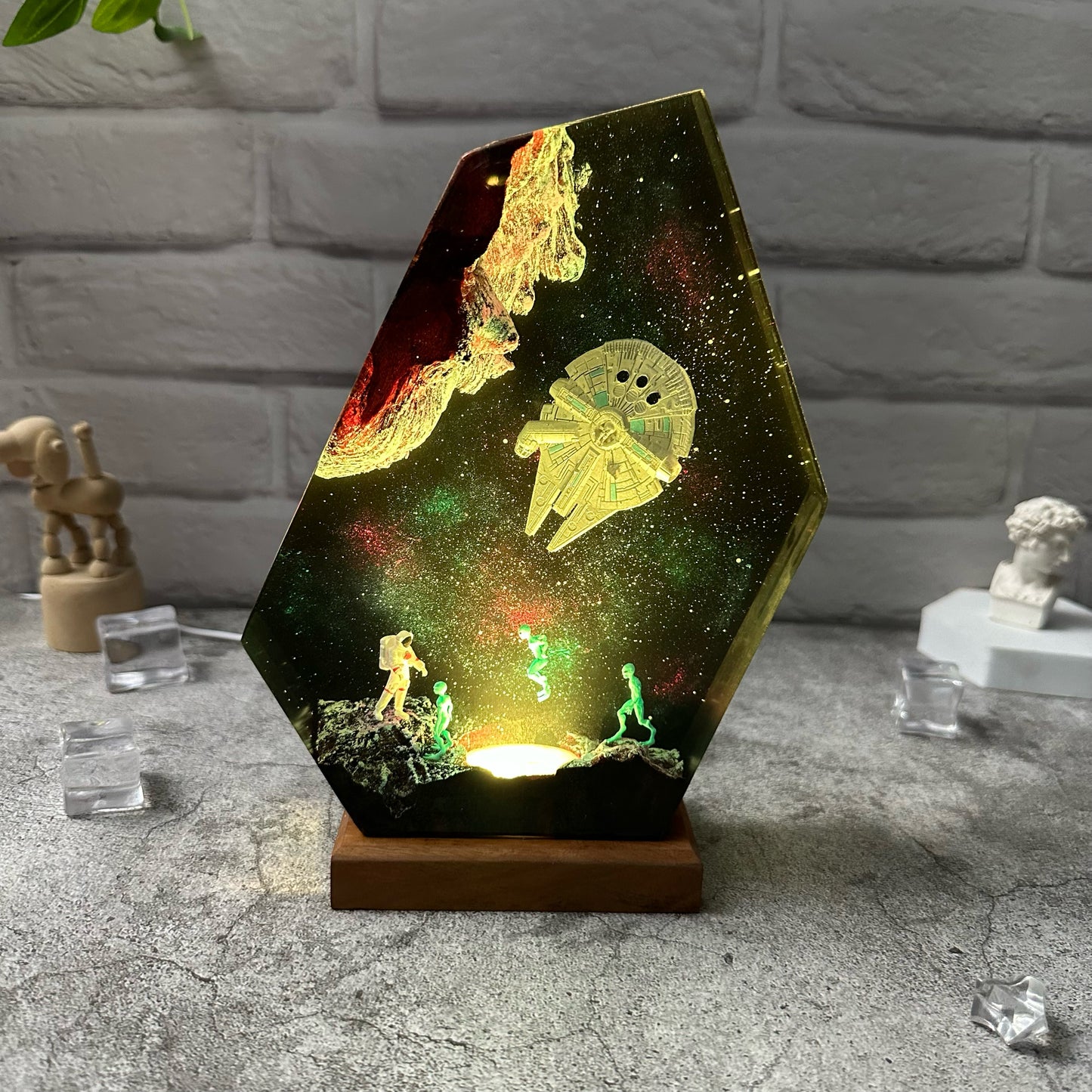 Aliens and astronauts resin lamp