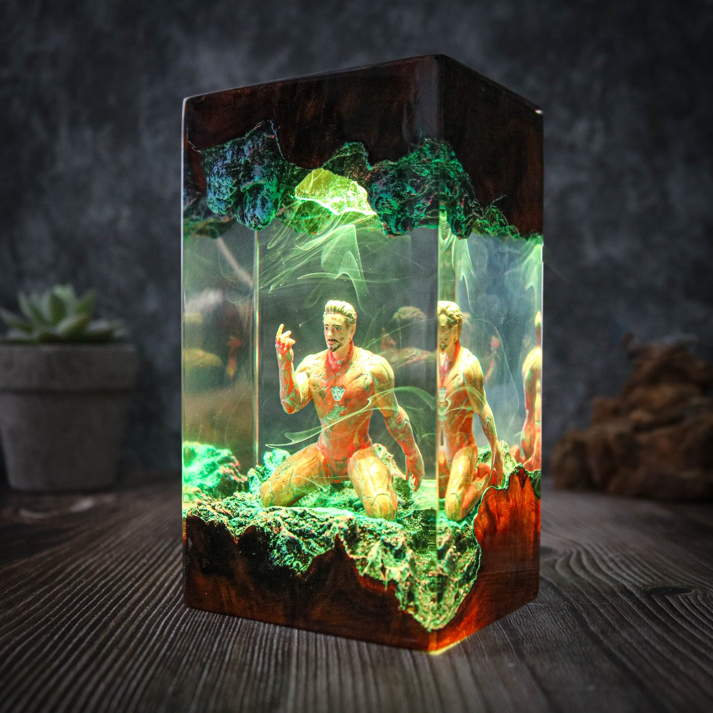 Iron man resin epoxy night light
