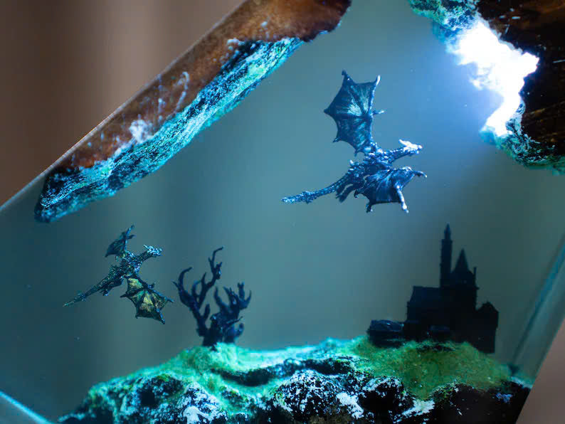 FOURTH WING Dragon Resin Night Light