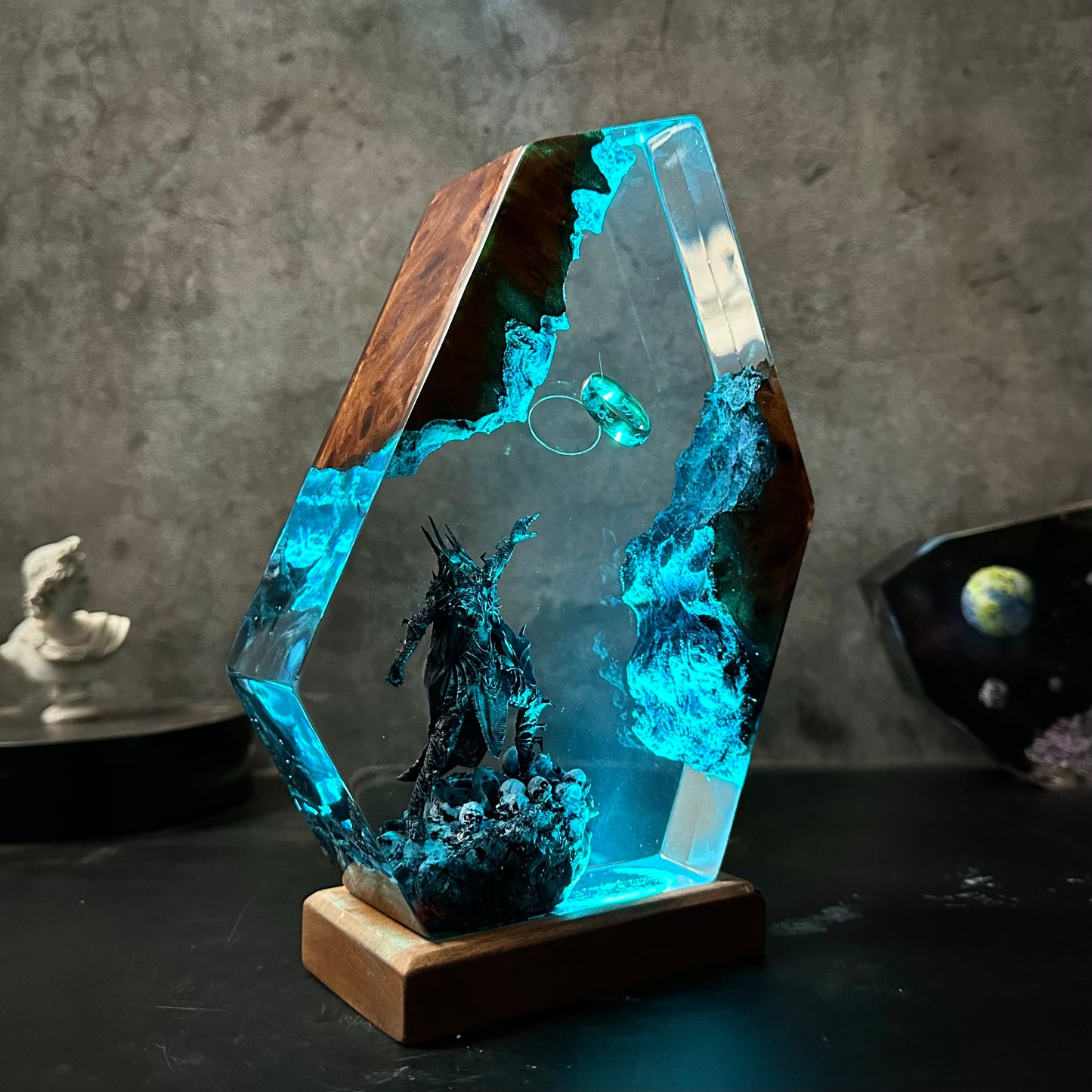 Sauron LOTR resin night light