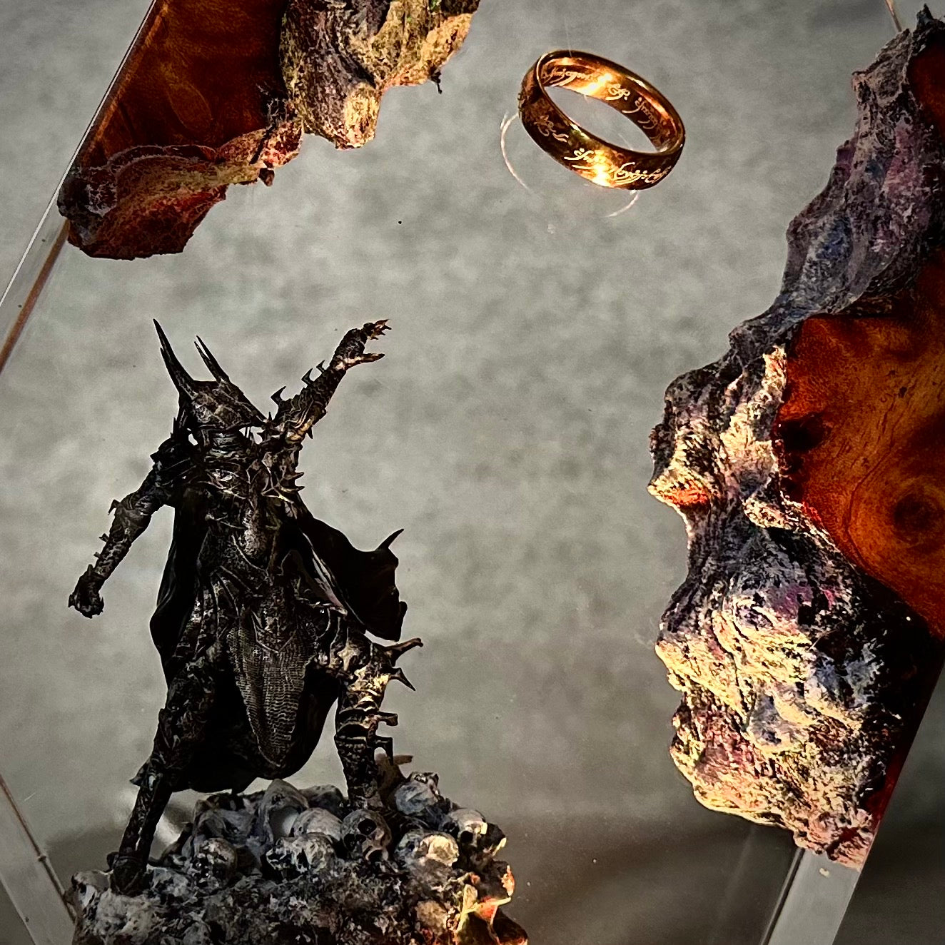 Sauron LOTR resin night light