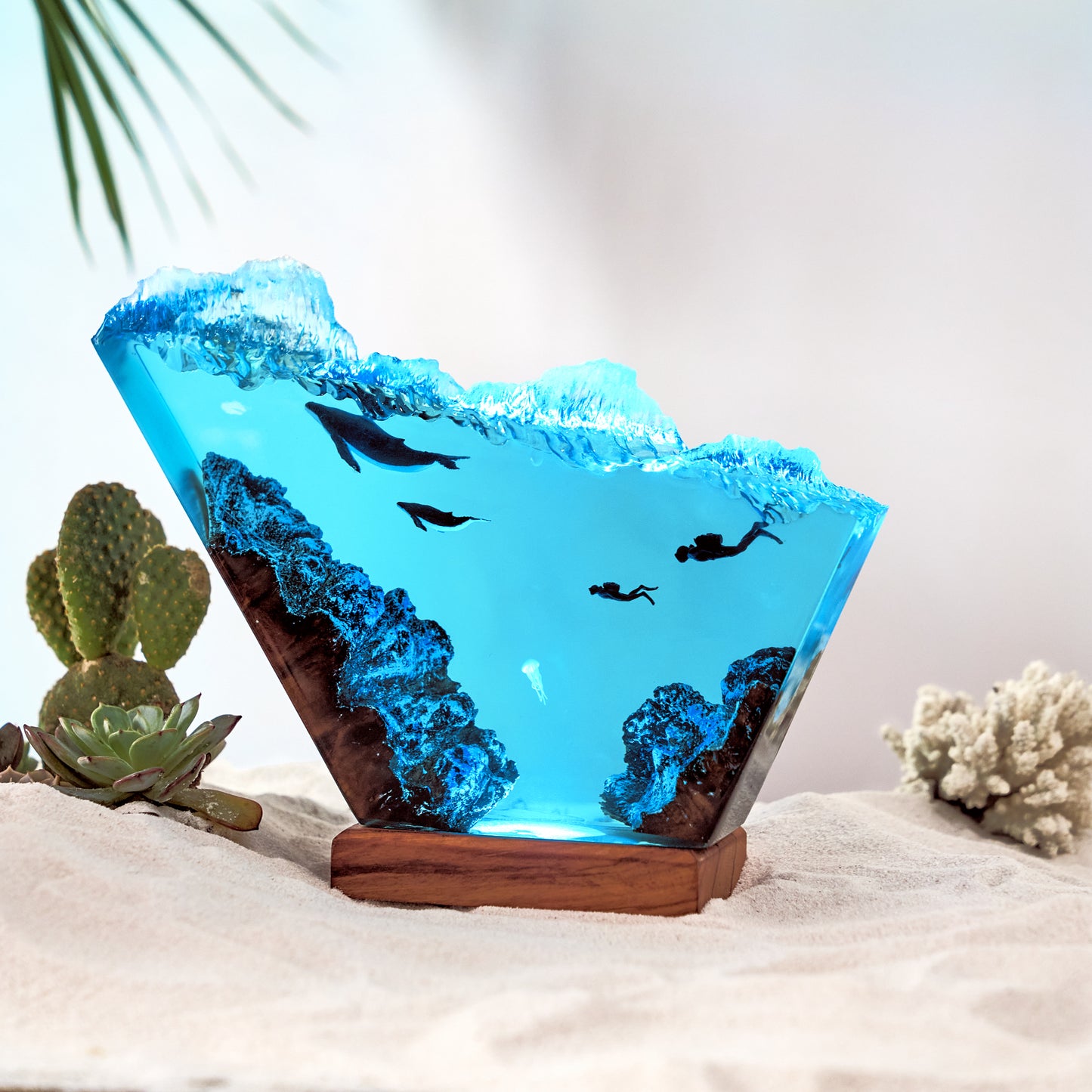 Humpback Whale resin epoxy lamp
